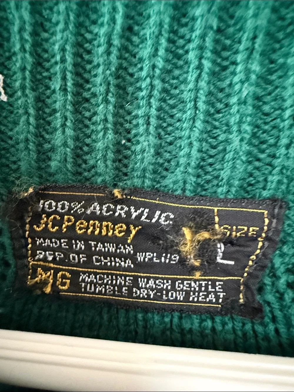 Vintage 1970s Nordic Ski Sweater Green Gold White Geometric Fair Isle Large - Picture 6 of 6